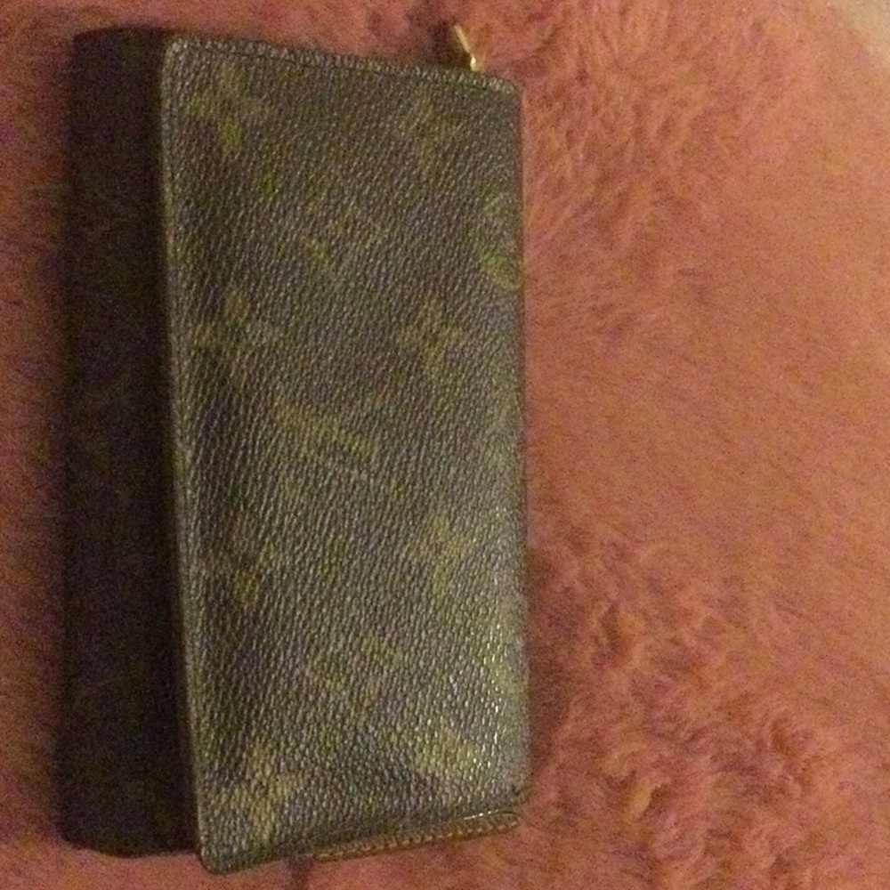 Louis Vuitton wallet
